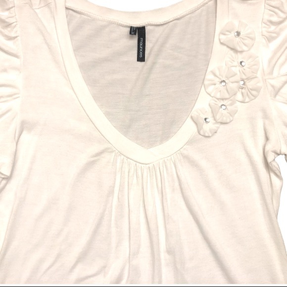Maurice's Classic Feminine Wear to Work White V-Neck Short Sleeve Top SZ Medium - Picture 2 of 3